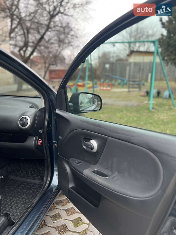 Хетчбек Nissan Note 2012 в Івано-Франківську