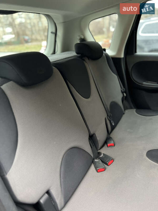 Хетчбек Nissan Note 2012 в Івано-Франківську