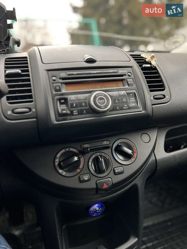 Хетчбек Nissan Note 2012 в Івано-Франківську