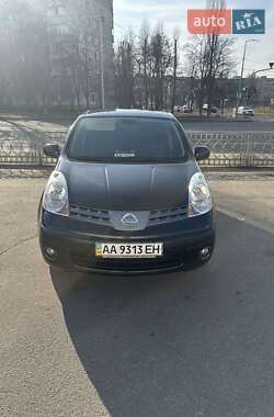 Хэтчбек Nissan Note 2007 в Киеве