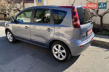 Хэтчбек Nissan Note 2010 в Одессе