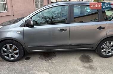 Хэтчбек Nissan Note 2011 в Киеве