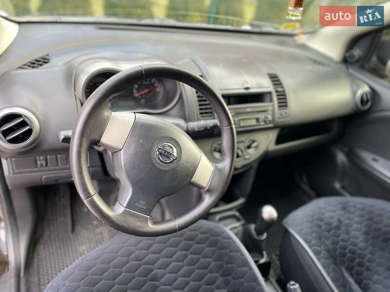 Хэтчбек Nissan Note 2007 в Львове