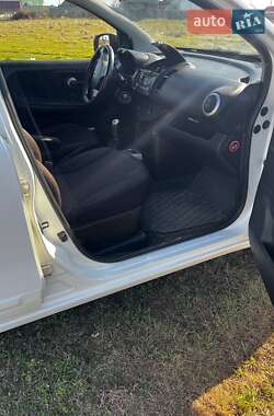 Хетчбек Nissan Note 2011 в Одесі