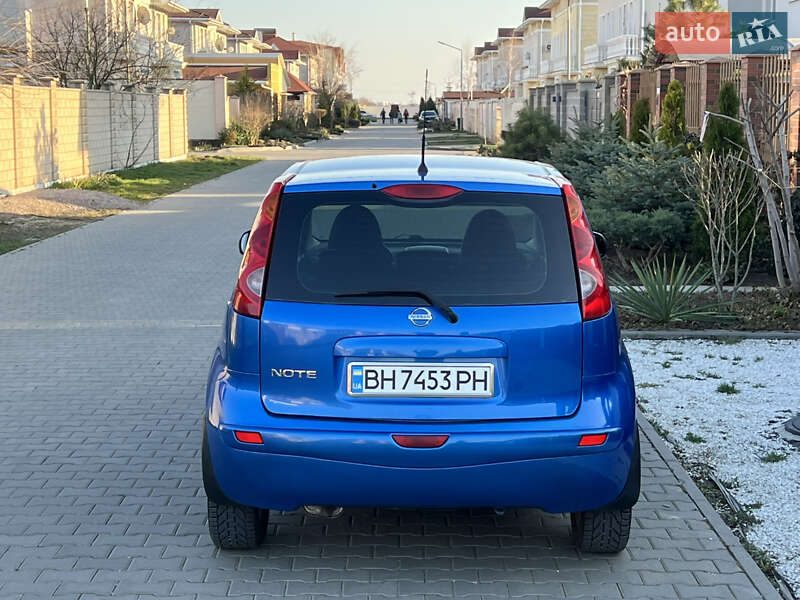 Хэтчбек Nissan Note 2007 в Одессе