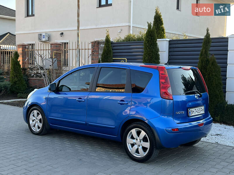 Хэтчбек Nissan Note 2007 в Одессе