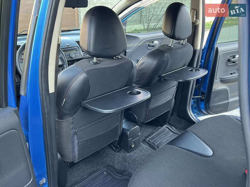 Хэтчбек Nissan Note 2007 в Одессе