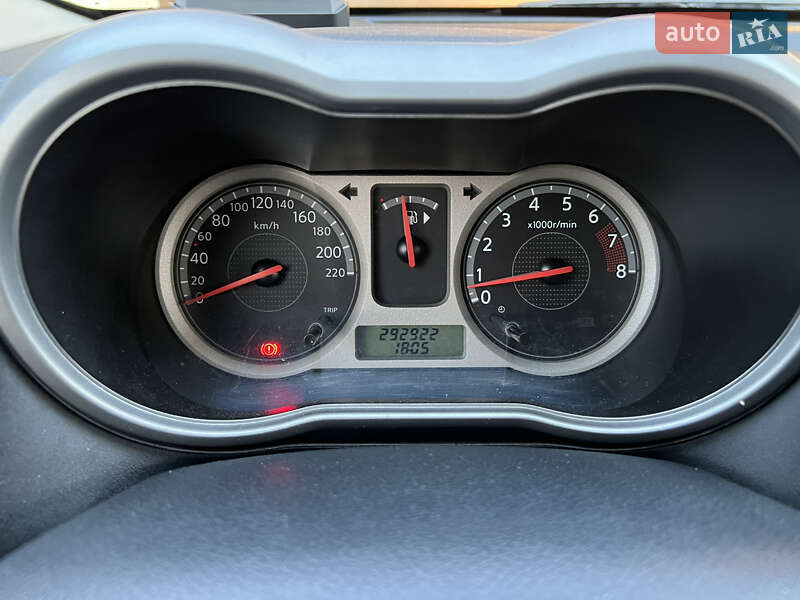 Хетчбек Nissan Note 2006 в Івано-Франківську