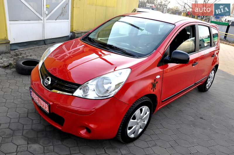 Хэтчбек Nissan Note 2009 в Львове