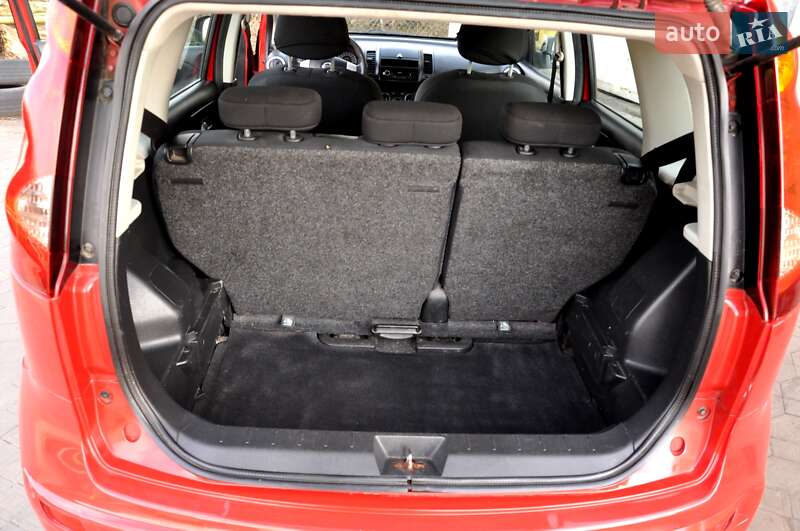 Хэтчбек Nissan Note 2009 в Львове