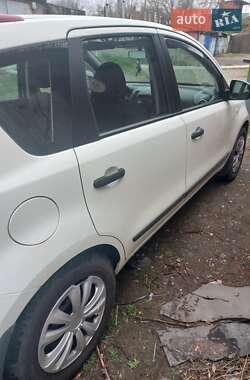 Хетчбек Nissan Note 2011 в Запоріжжі