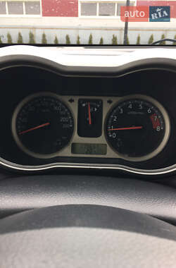 Хэтчбек Nissan Note 2007 в 