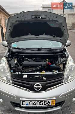 Хэтчбек Nissan Note 2009 в 