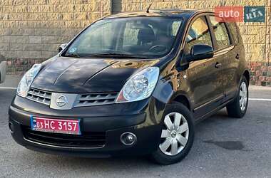 Хэтчбек Nissan Note 2006 в 