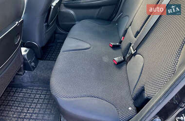 Хэтчбек Nissan Note 2006 в 