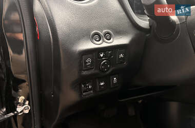 Хетчбек Nissan Note 2015 в 