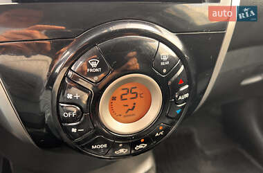Хетчбек Nissan Note 2015 в 