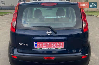 Хэтчбек Nissan Note 2006 в 