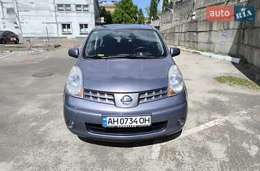 Хэтчбек Nissan Note 2008 в 