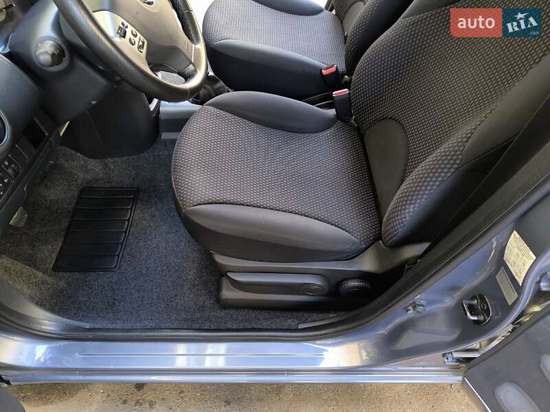 Хетчбек Nissan Note 2008 в Києві