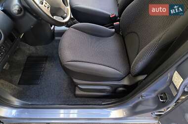Хэтчбек Nissan Note 2008 в 