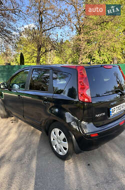 Хэтчбек Nissan Note 2008 в Запорожье