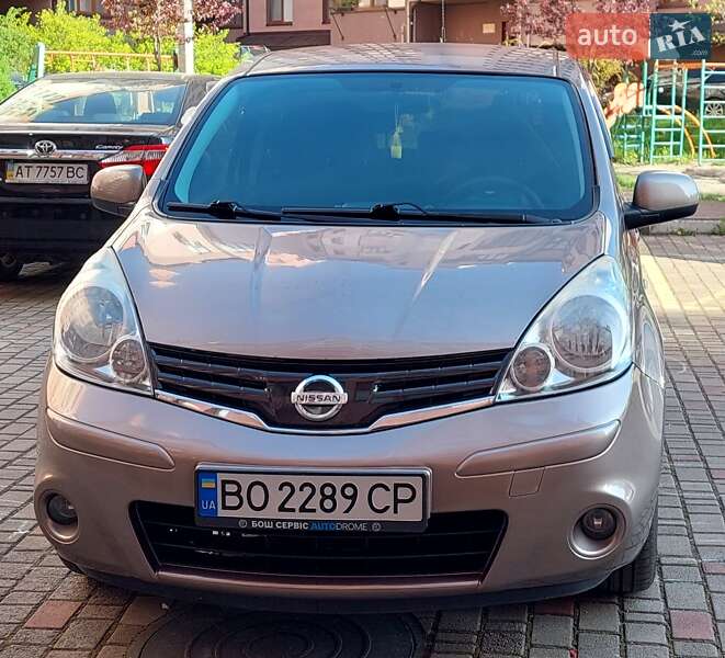 Хэтчбек Nissan Note 2009 в Ивано-Франковске