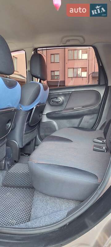 Хэтчбек Nissan Note 2009 в Ивано-Франковске