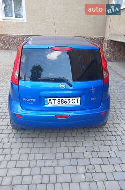 Хэтчбек Nissan Note 2006 в 