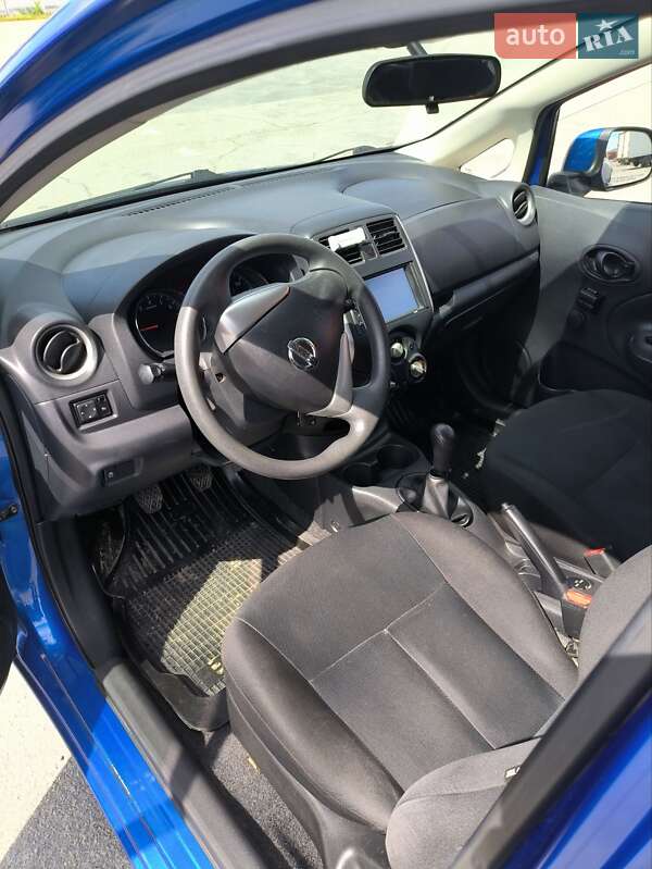 Хэтчбек Nissan Note 2014 в Звягеле