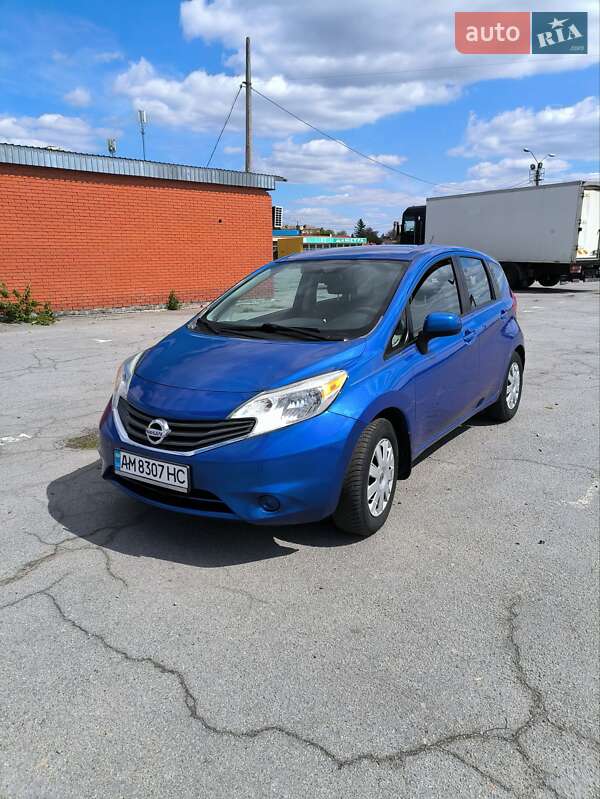 Хэтчбек Nissan Note 2014 в 
