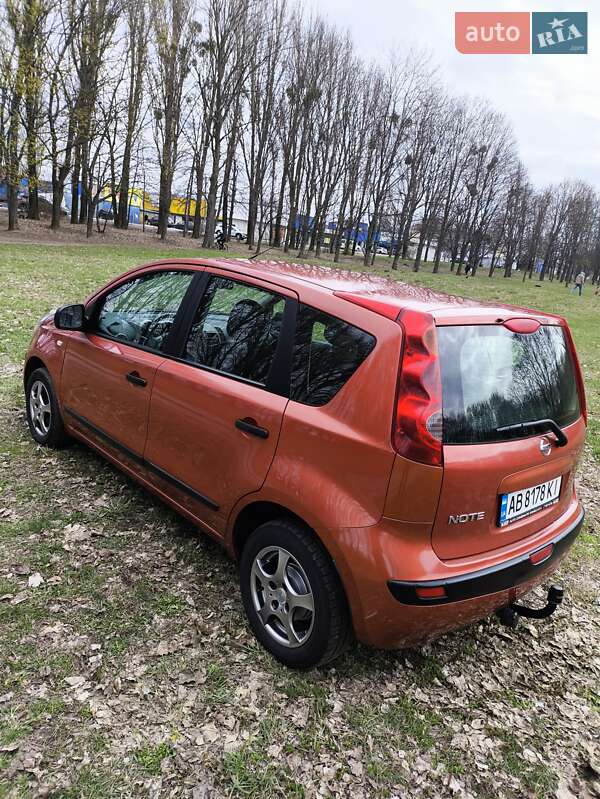 Хетчбек Nissan Note 2006 в Вінниці