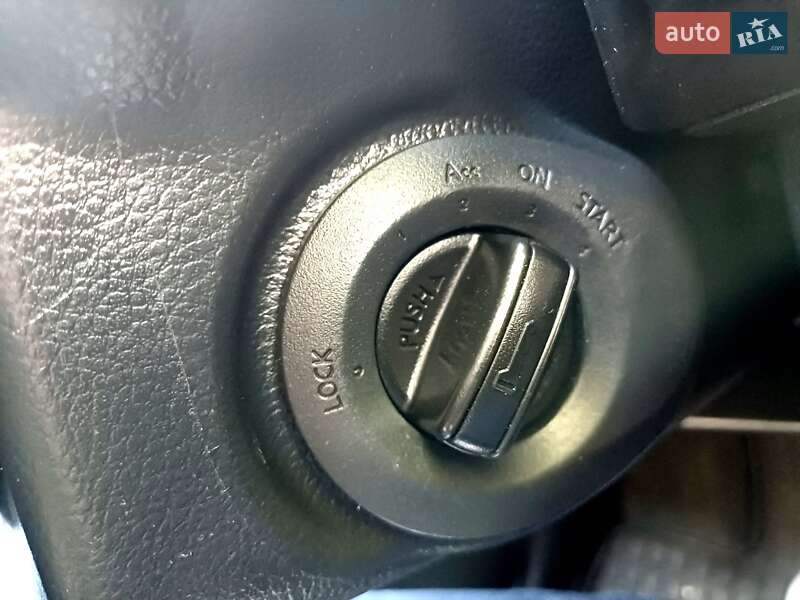 Хетчбек Nissan Note 2007 в Кам'янському