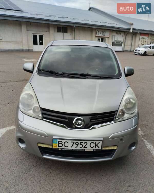 Хэтчбек Nissan Note 2011 в Львове