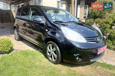 Хетчбек Nissan Note 2011 в Сумах