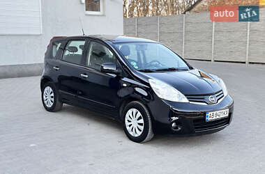 Хетчбек Nissan Note 2011 в 