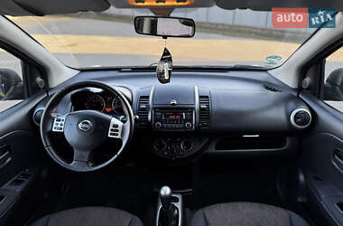 Хетчбек Nissan Note 2011 в 