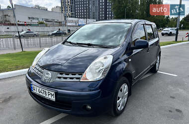 Хэтчбек Nissan Note 2007 в Софиевской Борщаговке