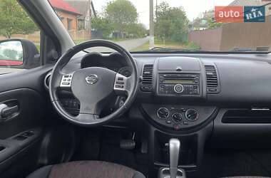 Хетчбек Nissan Note 2010 в 