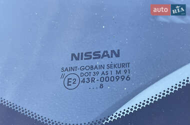 Хэтчбек Nissan Note 2009 в 
