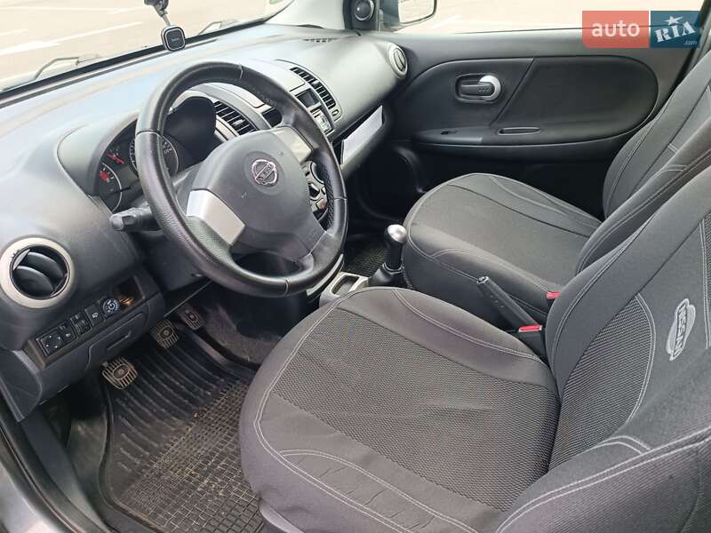 Хетчбек Nissan Note 2012 в Києві фото 7 Хетчбек Nissan Note 2012 в Києві