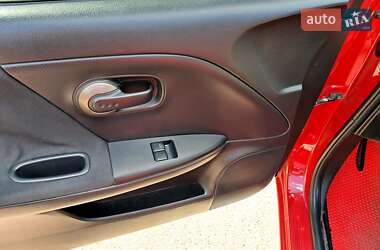 Хэтчбек Nissan Note 2008 в 