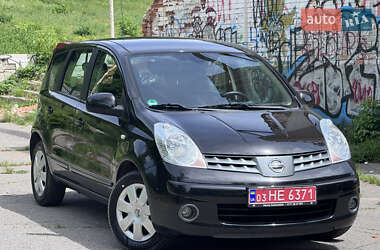 Хэтчбек Nissan Note 2008 в Полтаве