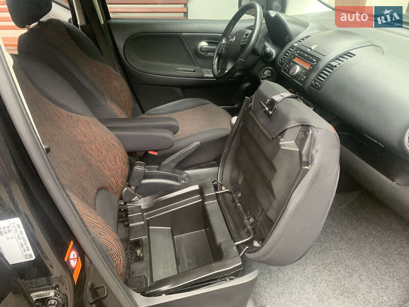 Хэтчбек Nissan Note 2010 в Казатине