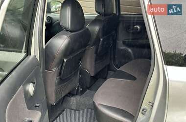 Хэтчбек Nissan Note 2008 в 