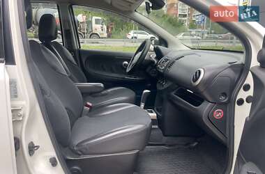 Хетчбек Nissan Note 2012 в 