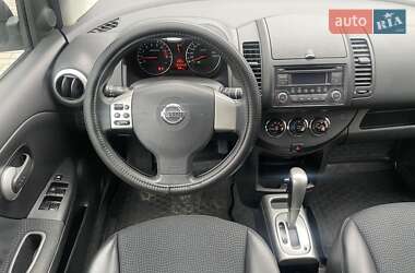Хетчбек Nissan Note 2012 в 