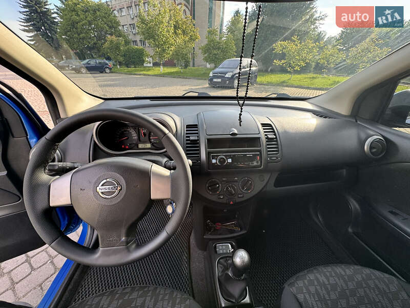 Хэтчбек Nissan Note 2008 в Ивано-Франковске