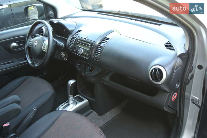 Хэтчбек Nissan Note 2009 в Черновцах