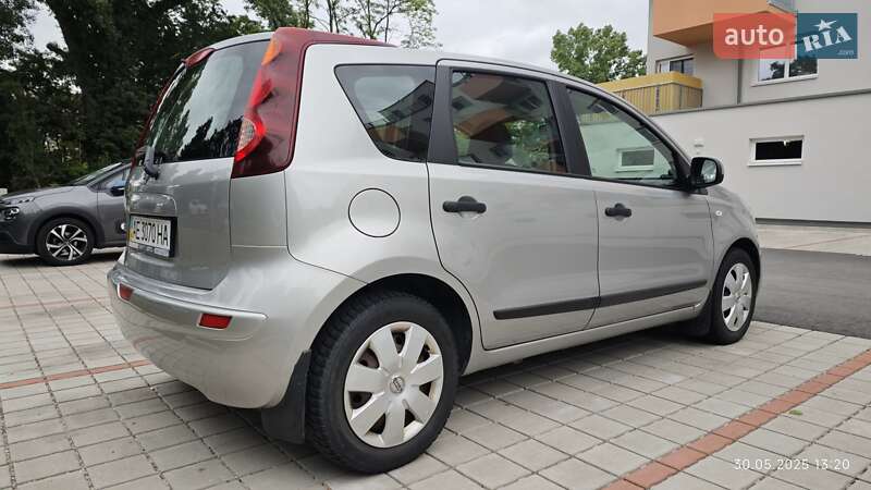 Хэтчбек Nissan Note 2012 в Днепре